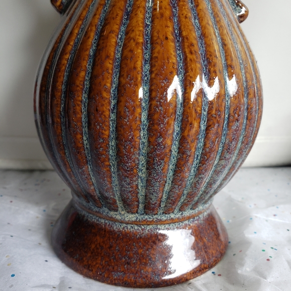 Genuine Regal China Liquor Bottle A creation of James B. Beam Distilling Co.1979 - Picture 3 of 6